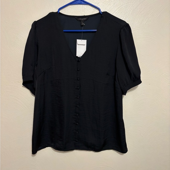 Banana Republic Tops - NWT Banana Republic Black Button Front Puff Sleeve Blouse Medium